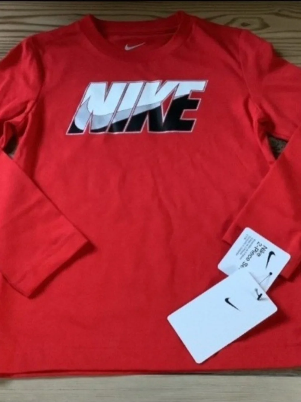 Nike Boys Long Sleeve & Jogger Set Size 3T(NWT)